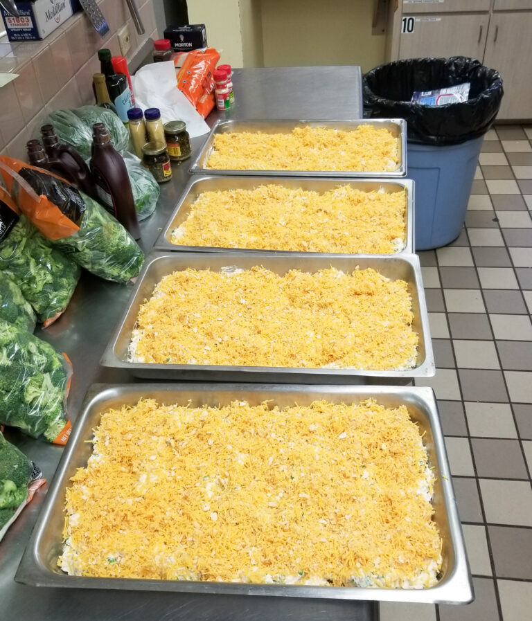 10 Tips for Quantity Cooking - Cooking For An Army